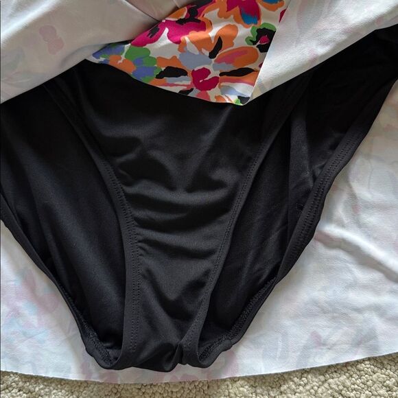 Anne Cole Women's Printed Surplice Skirted One-Piece Swimsuit - Picture 10 of 10